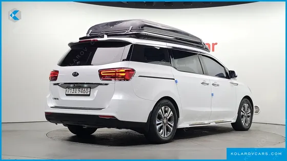 KIA CARNIVAL 11-SEATER PRESTIGE