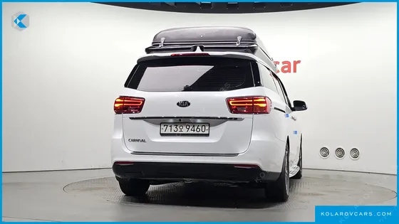 KIA CARNIVAL 11-SEATER PRESTIGE