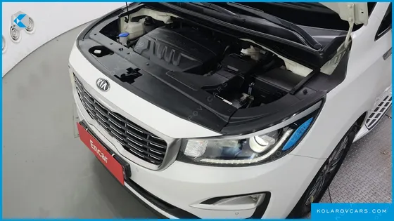KIA CARNIVAL 11-SEATER PRESTIGE