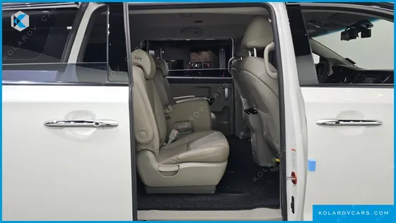 KIA CARNIVAL 11-SEATER PRESTIGE