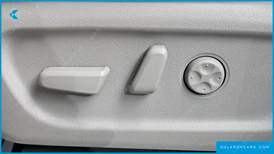 KIA CARNIVAL 11-SEATER PRESTIGE