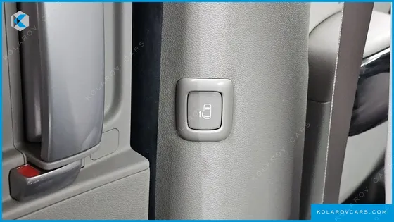 KIA CARNIVAL 11-SEATER PRESTIGE