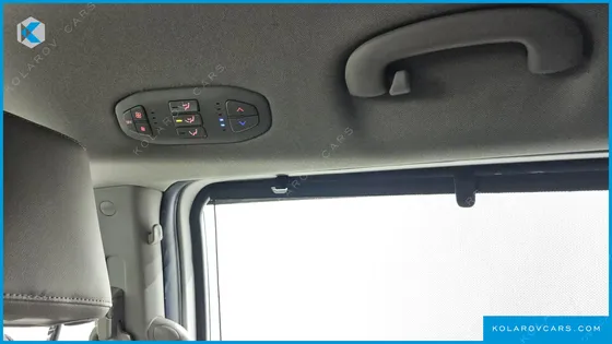 KIA CARNIVAL 11-SEATER PRESTIGE