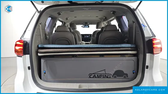 KIA CARNIVAL 11-SEATER PRESTIGE