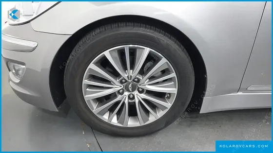 HYUNDAI GENESIS BH330 PREMIUM