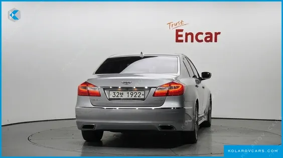 HYUNDAI GENESIS BH 330 LUXURY