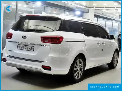 KIA CARNIVAL 9-SEATER NOBLESSE SPECIAL