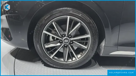 HYUNDAI GRANDEUR 2.5