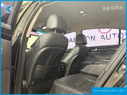 HYUNDAI GENESIS BH330 PREMIUM