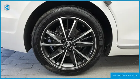 HYUNDAI GRANDEUR 2.5