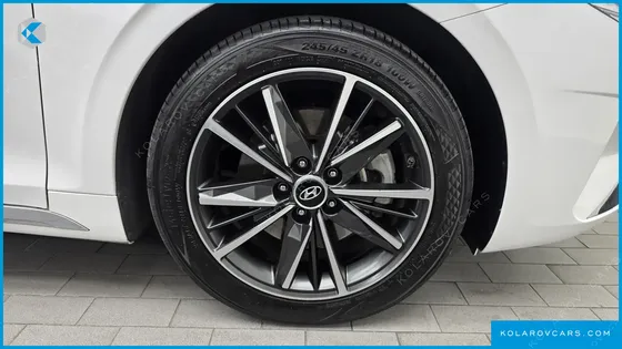 HYUNDAI GRANDEUR 2.5