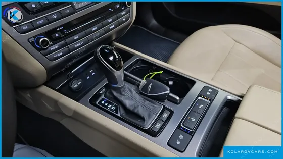 HYUNDAI GENESIS G330 MODERN AWD