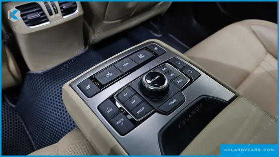 HYUNDAI GENESIS G330 MODERN AWD