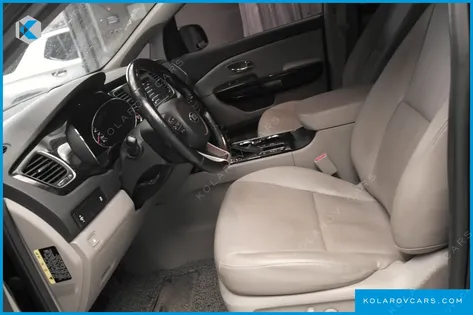 KIA CARNIVAL 9-SEATER PRSTIGE