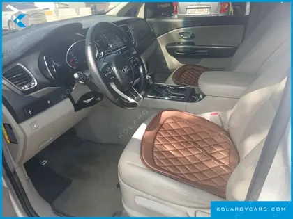 KIA CARNIVAL 9-SEATER LUXURY