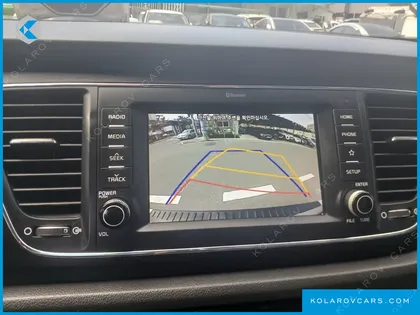 KIA CARNIVAL 9-SEATER LUXURY