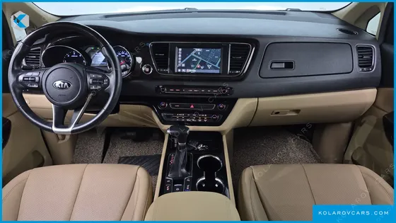 KIA CARNIVAL 9-SEATER NOBLESSE SPECIAL