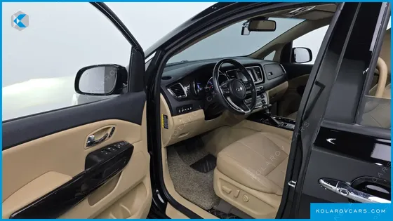 KIA CARNIVAL 9-SEATER NOBLESSE SPECIAL