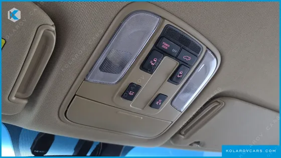 KIA CARNIVAL 9-SEATER NOBLESSE SPECIAL