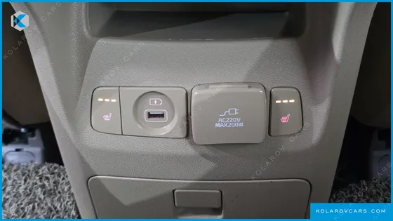 KIA CARNIVAL 9-SEATER NOBLESSE SPECIAL