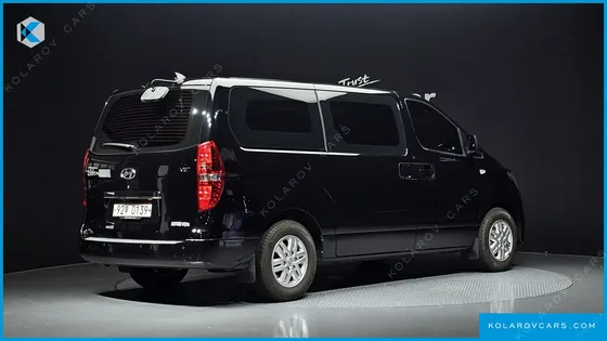 HYUNDAI STAREX VAN 3-SEATER
