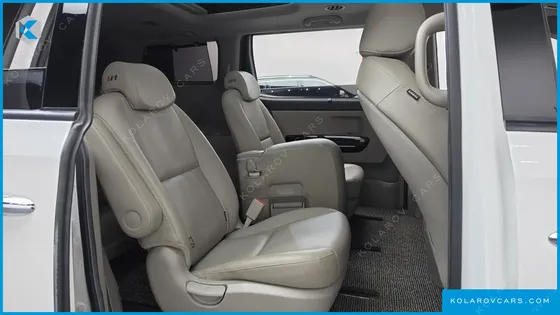 KIA CARNIVAL 11-SEATER PRESTIGE