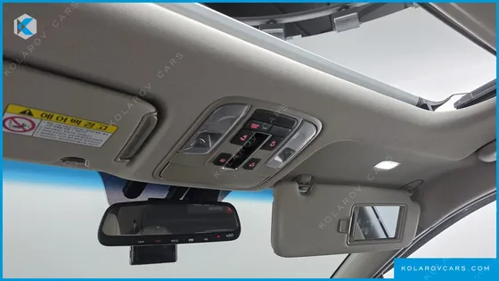 KIA CARNIVAL 11-SEATER PRESTIGE
