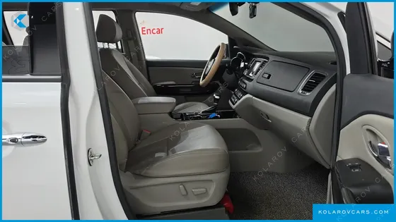 KIA CARNIVAL 11-SEATER PRESTIGE