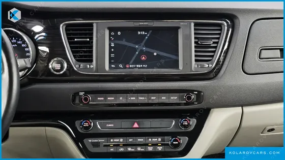 KIA CARNIVAL 9-SEATER PRSTIGE