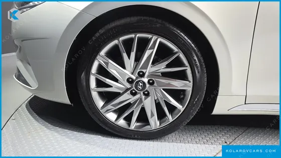 HYUNDAI GRANDEUR 2.5