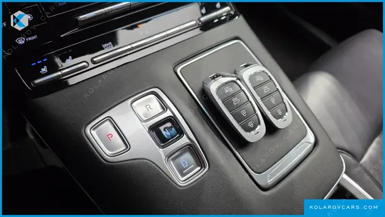 HYUNDAI GRANDEUR 3.0 LPI RENT CAR