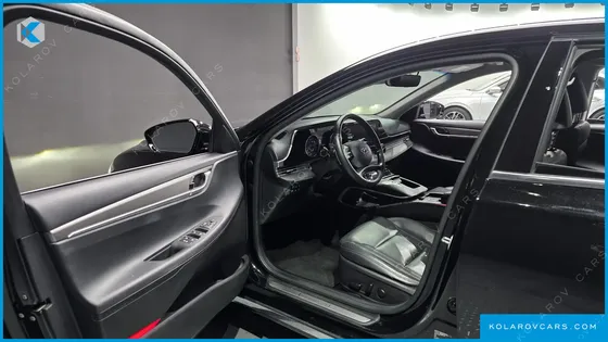 HYUNDAI GRANDEUR 3.0 LPI RENT CAR