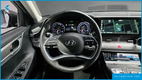 HYUNDAI GRANDEUR 3.0 LPI RENT CAR