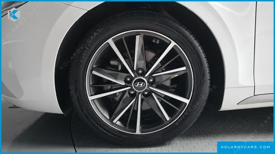 HYUNDAI GRANDEUR 2.5