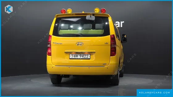 HYUNDAI STAREX 4WD SCHOOL BUS
