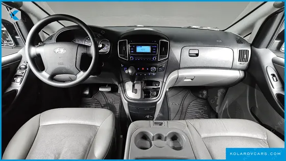 HYUNDAI STAREX WAGON 12-SEATER