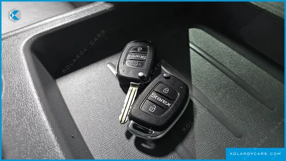 HYUNDAI STAREX WAGON 12-SEATER