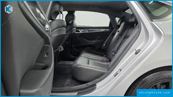 HYUNDAI GENESIS G330 PREMIUM AWD