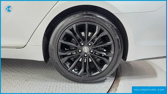 HYUNDAI GENESIS G330 PREMIUM AWD