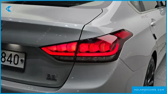 HYUNDAI GENESIS G330 PREMIUM AWD