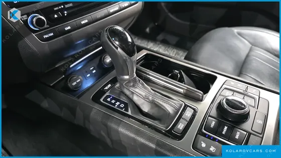 HYUNDAI GENESIS G330 PREMIUM AWD