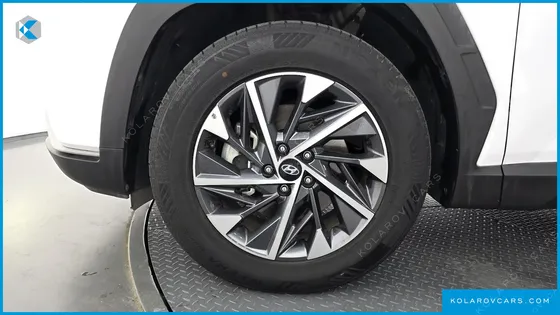 HYUNDAI TUCSON DIESEL 2.0 2WD