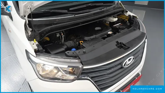 HYUNDAI STAREX WAGON 12-SEATER