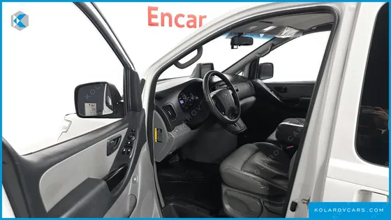 HYUNDAI STAREX WAGON 12-SEATER
