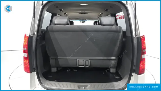 HYUNDAI STAREX WAGON 12-SEATER