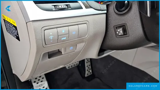 HYUNDAI GENESIS G330 PREMIUM AWD