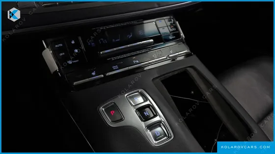 HYUNDAI GRANDEUR 3.0 LPI RENT CAR