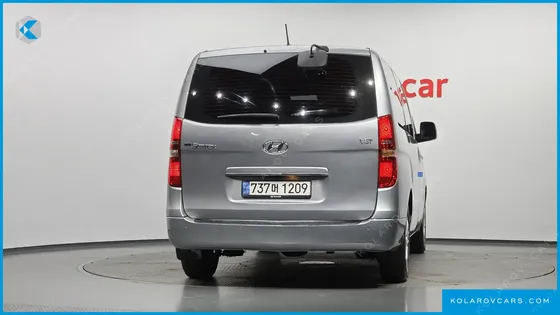 HYUNDAI STAREX WAGON 11-SEATER