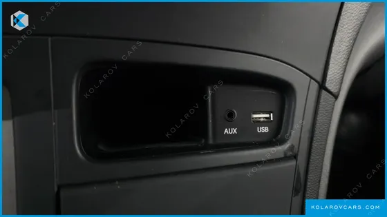 HYUNDAI STAREX WAGON 11-SEATER