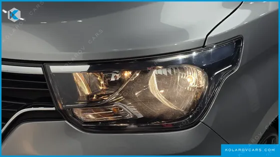 HYUNDAI STAREX WAGON 11-SEATER